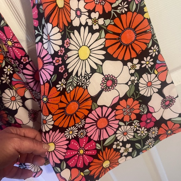 Flared Leggings - Picture 2 of 3